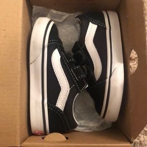 Toddler Black vans